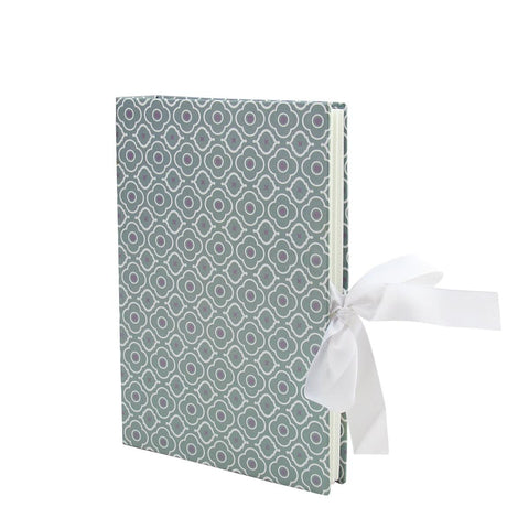 9.75" New Romance Green, Purple and White Quatrefoil Picture Photo Album with White Bow - 4" x 6"